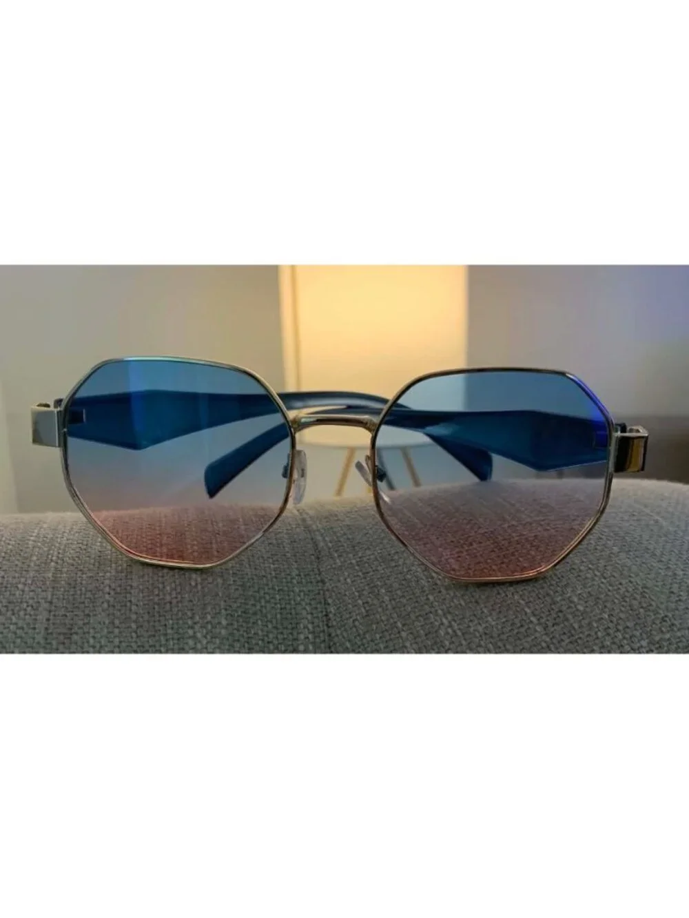 Unisex Vintage Style Octagonal Gold Frame Sunglasses W/ Blue-Pink Gradient Lens